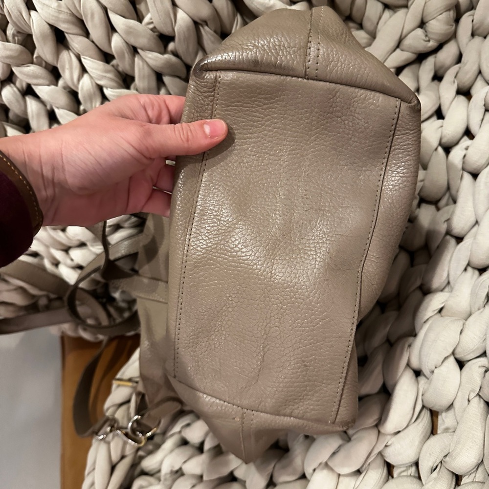 Cuyana Cross-Body Tote - Picture 7 of 13